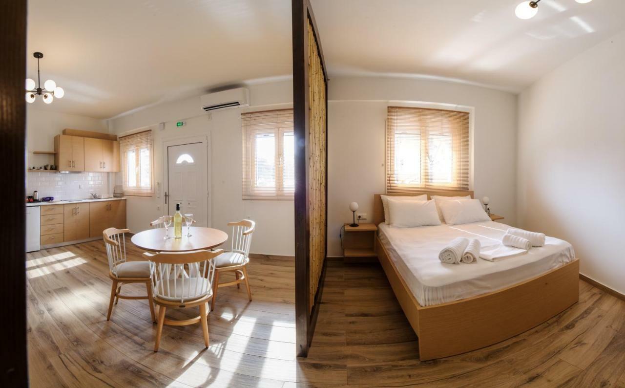 Status Luxury Apartments And Penthouse 파르가 외부 사진